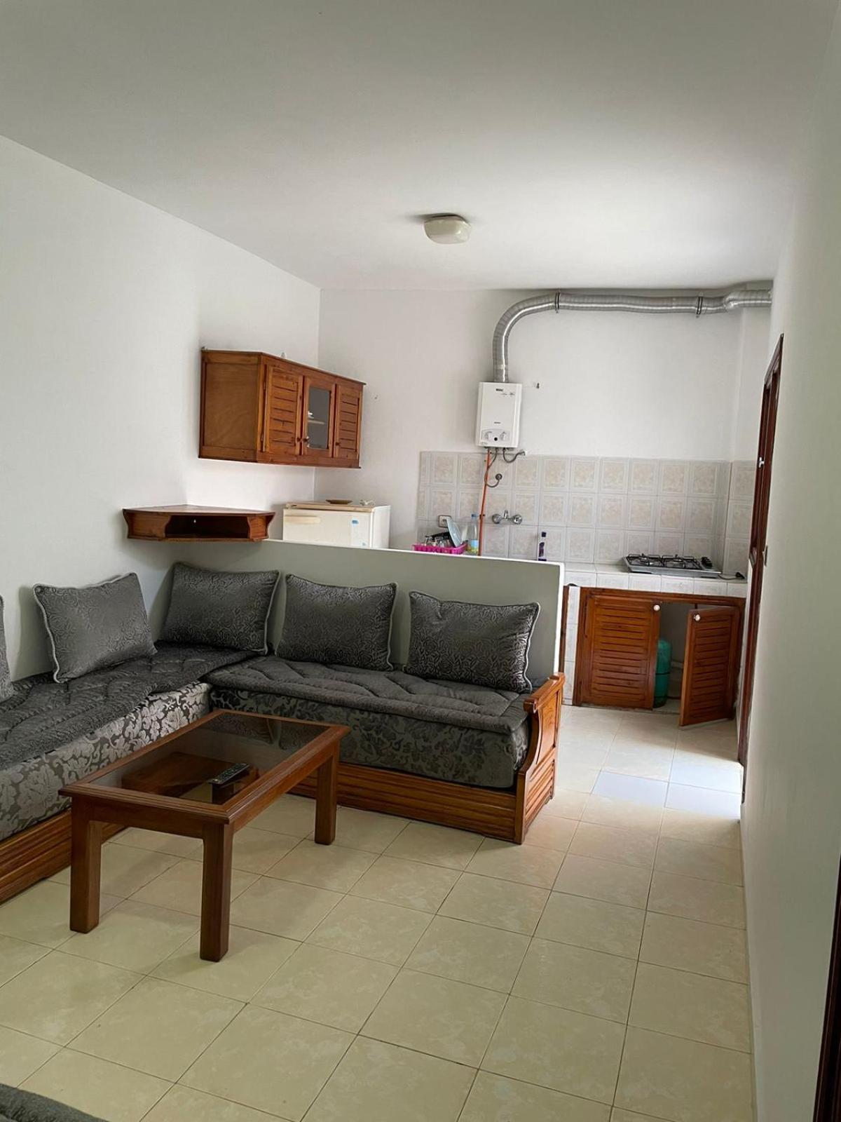 Calairis House Apartment Asilah Bagian luar foto